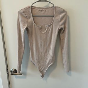 Tan Abercrombie & Fitch bodysuit